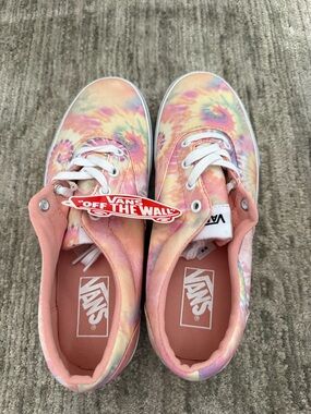 Vans Tie-Dye Low Top Sneakers - Peach Pink